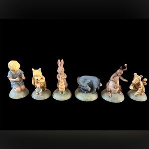 Vintage Winnie the Pooh 6 Figurine Set - Multicolor